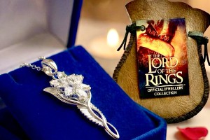 The Evenstar Necklace: Symbolism, Lore, and the Story Behind Arwen’s Pendant